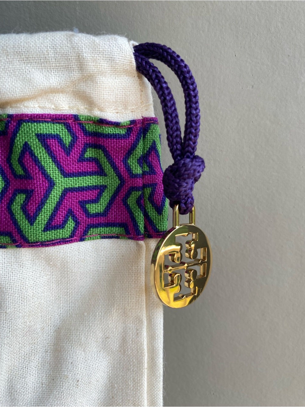 Tory Burch Dust Bag - Picture 4 of 5